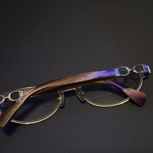 Women’s COACH prescription glasses - Picture 3 of 8